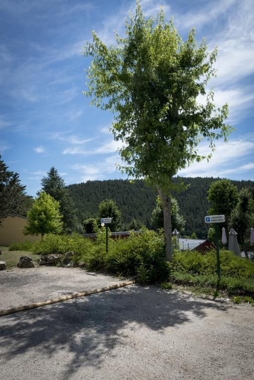 Hotel Domaine Aigoual Cevennes Meyrueis Exterior foto